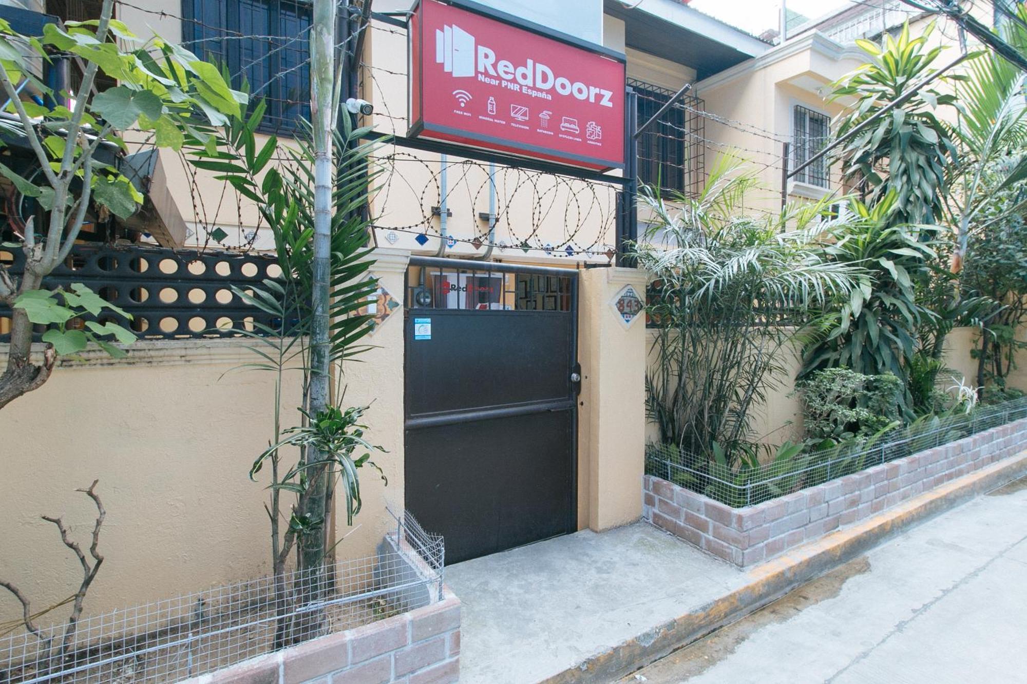 RedDoorz near PNR Espana Station Manila Exterior foto